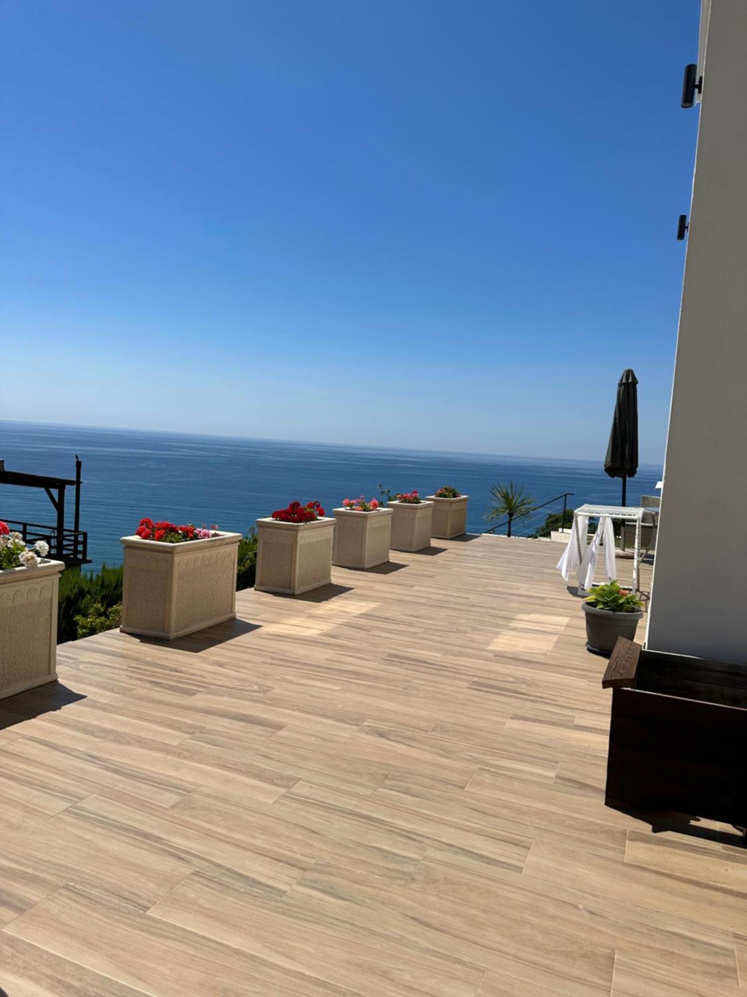 Apartments Blue Heaven Улцинь Екстер'єр фото