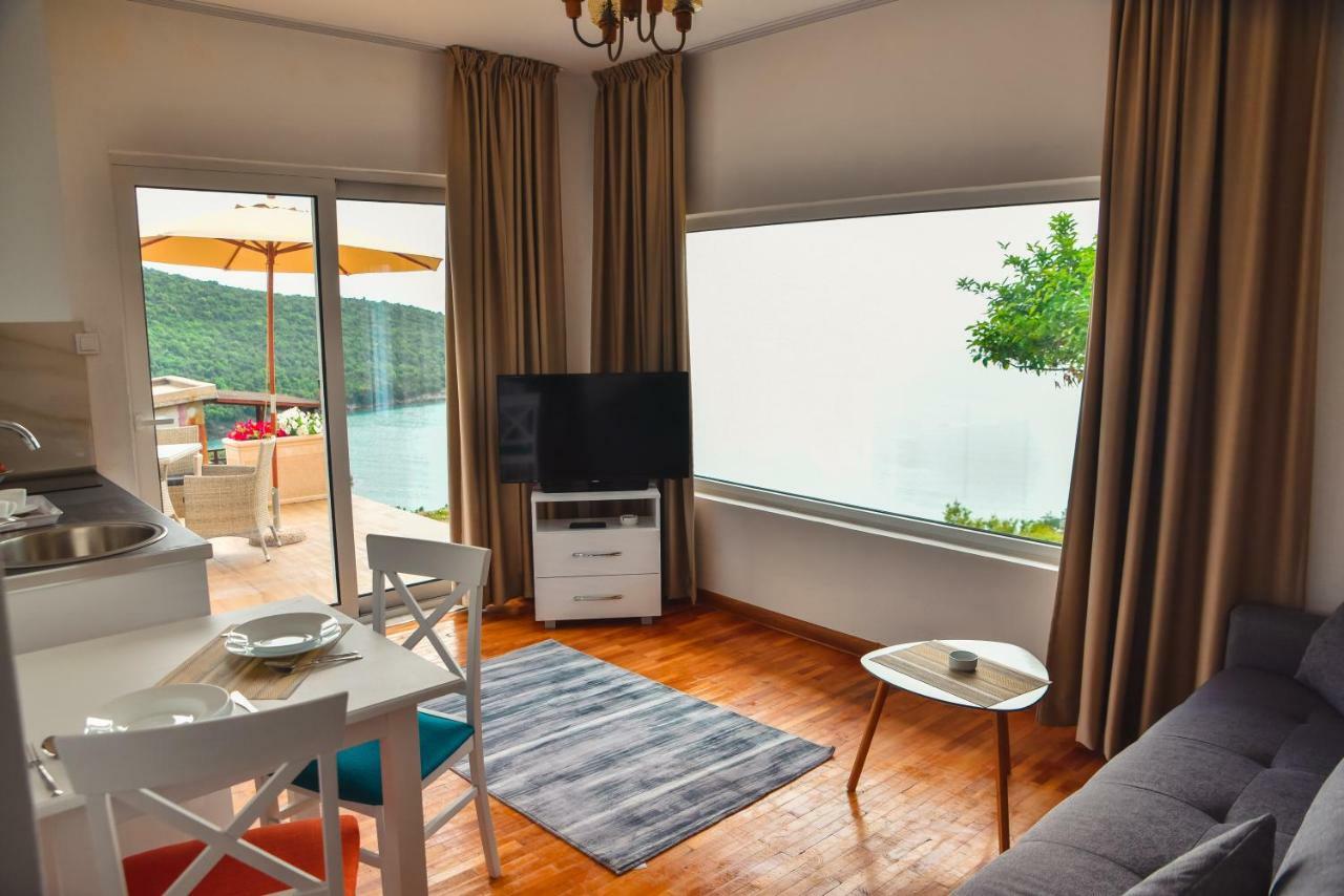 Apartments Blue Heaven Улцинь Екстер'єр фото