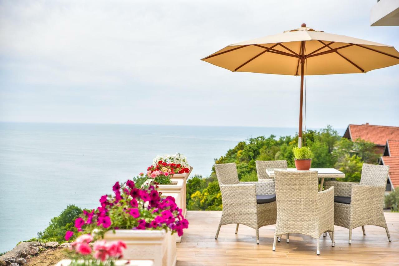 Apartments Blue Heaven Улцинь Екстер'єр фото