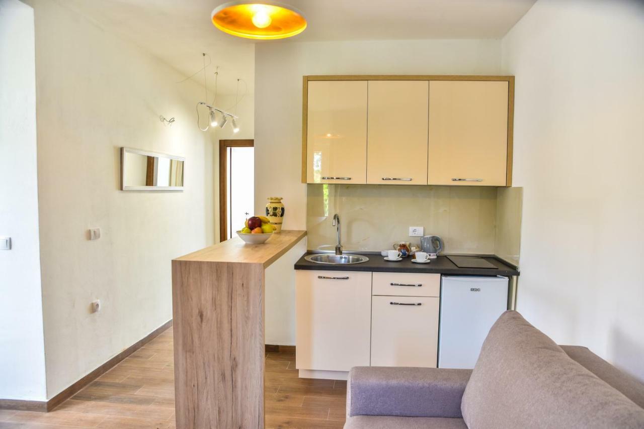 Apartments Blue Heaven Улцинь Екстер'єр фото