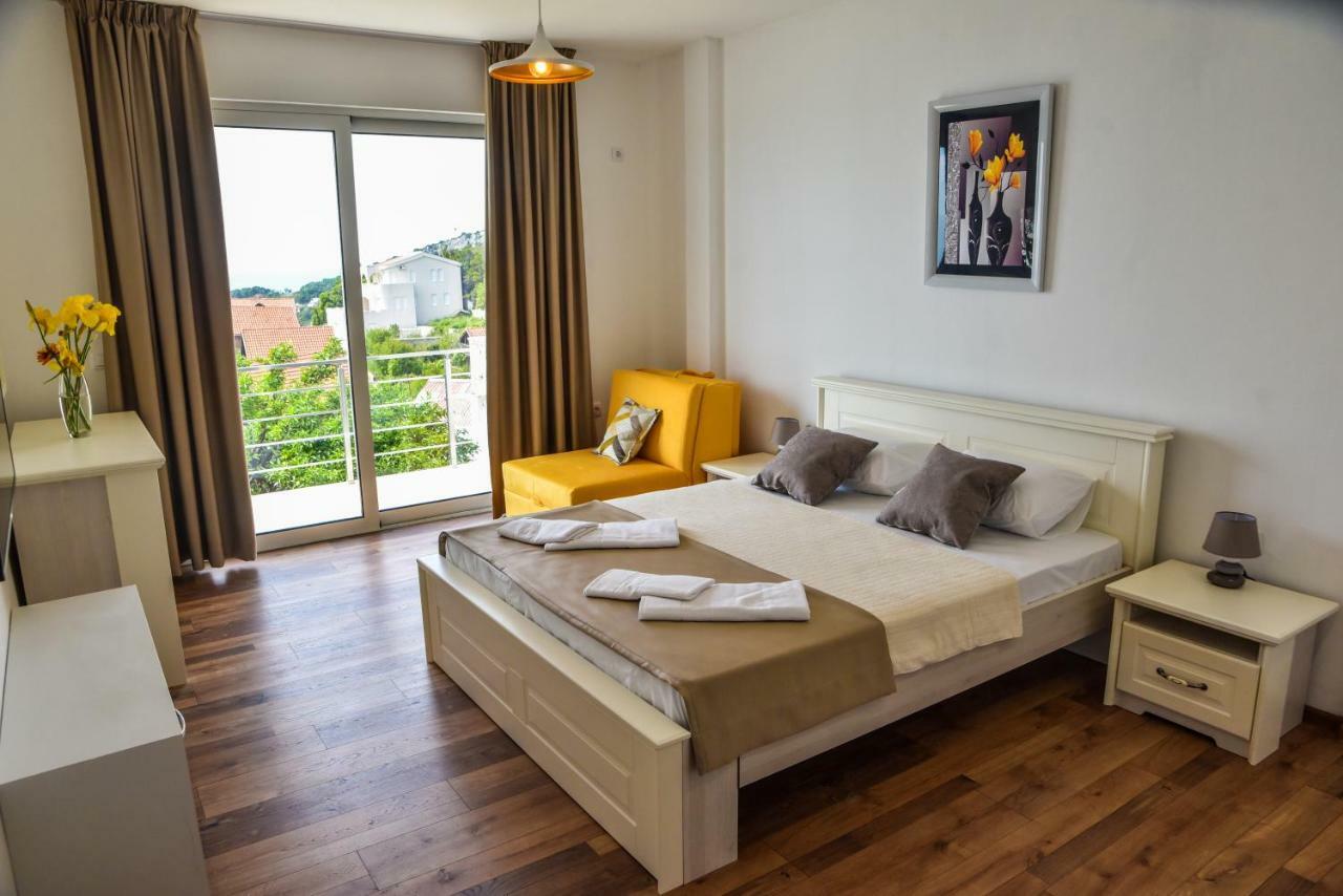 Apartments Blue Heaven Улцинь Екстер'єр фото