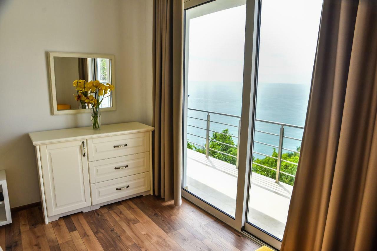 Apartments Blue Heaven Улцинь Екстер'єр фото