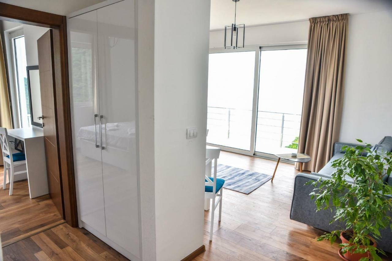 Apartments Blue Heaven Улцинь Екстер'єр фото