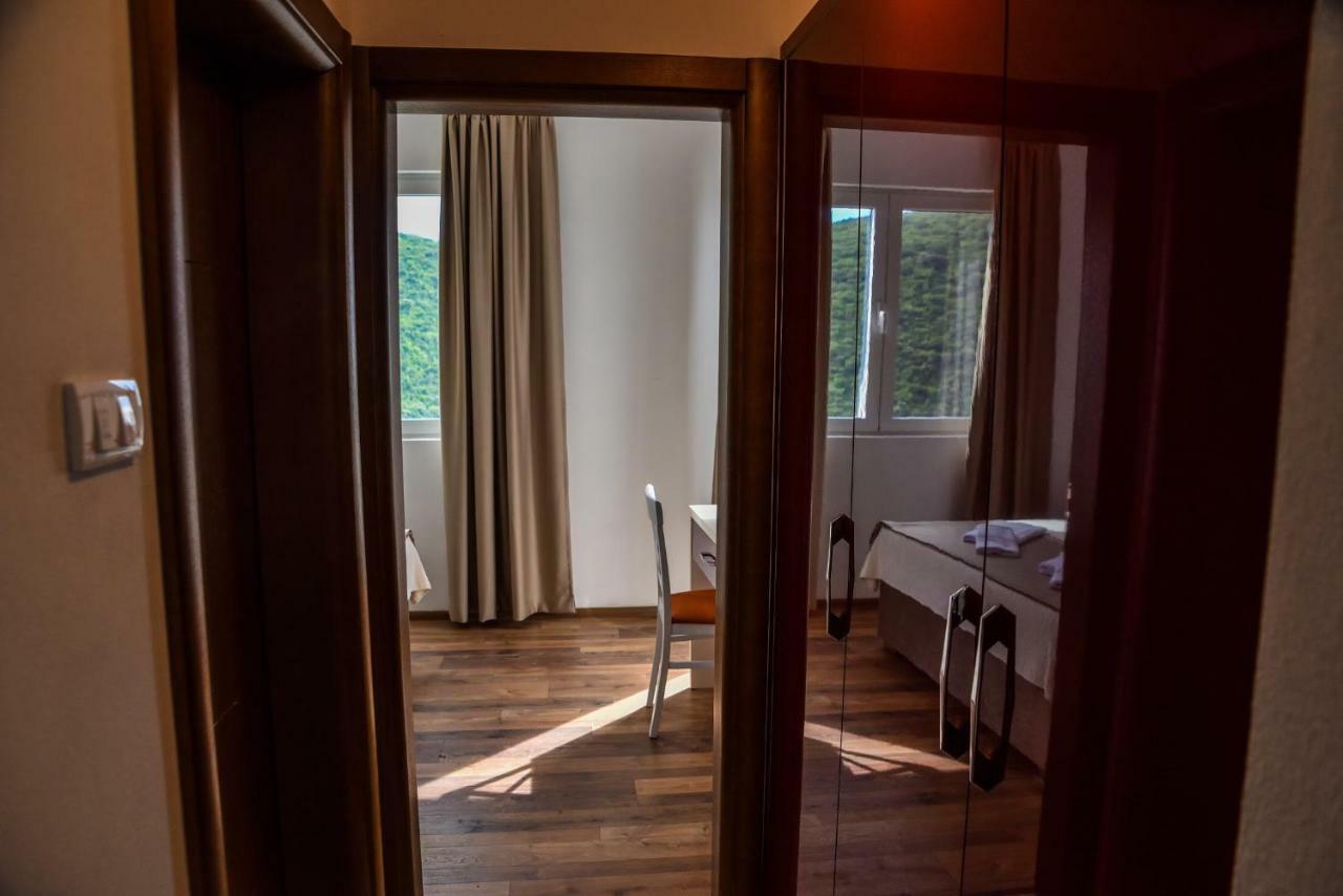 Apartments Blue Heaven Улцинь Екстер'єр фото