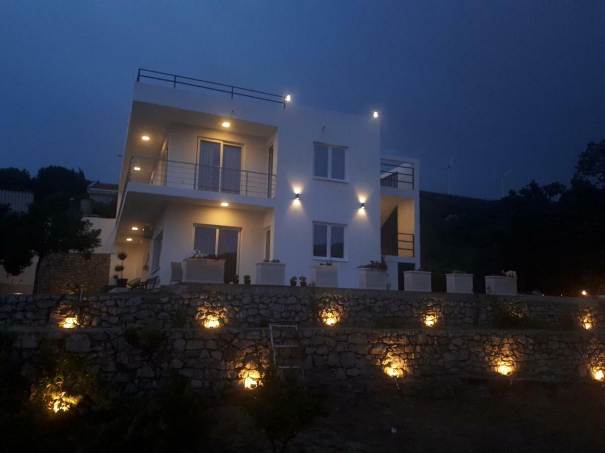 Apartments Blue Heaven Улцинь Екстер'єр фото